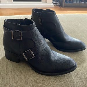 Kenneth Cole reaction booties